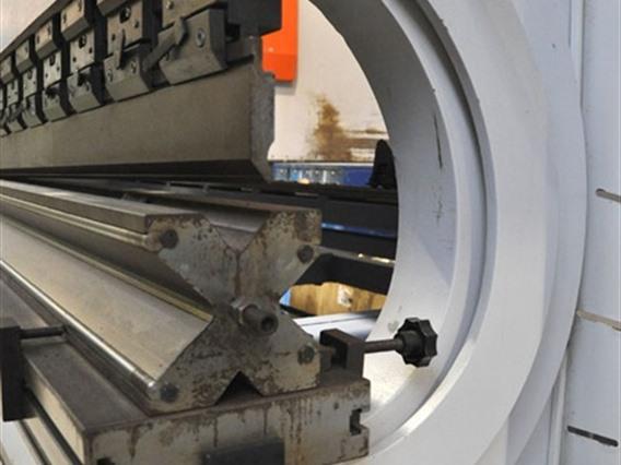 Ermak CNCAP 400 ton x 4100 mm CNC