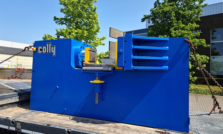 Colly 300 ton prensa horizontal