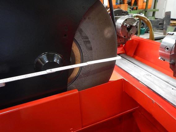 AMC crankshaft grinder Ø 600 x 2200 mm