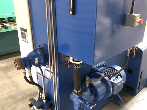 Lucas shear & beading machine