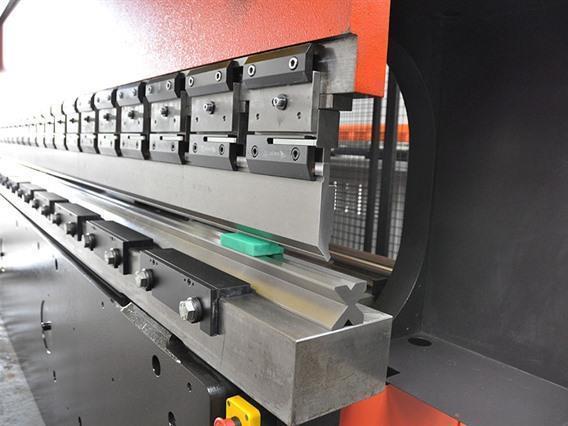 Amada STPC 200 ton x 4100 mm CNC