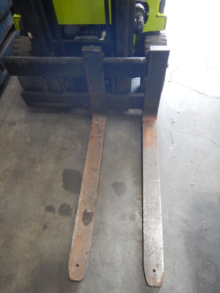 Clark 1,5 ton — Vehicles (lift trucks – loading – cleaning etc) — photo 3