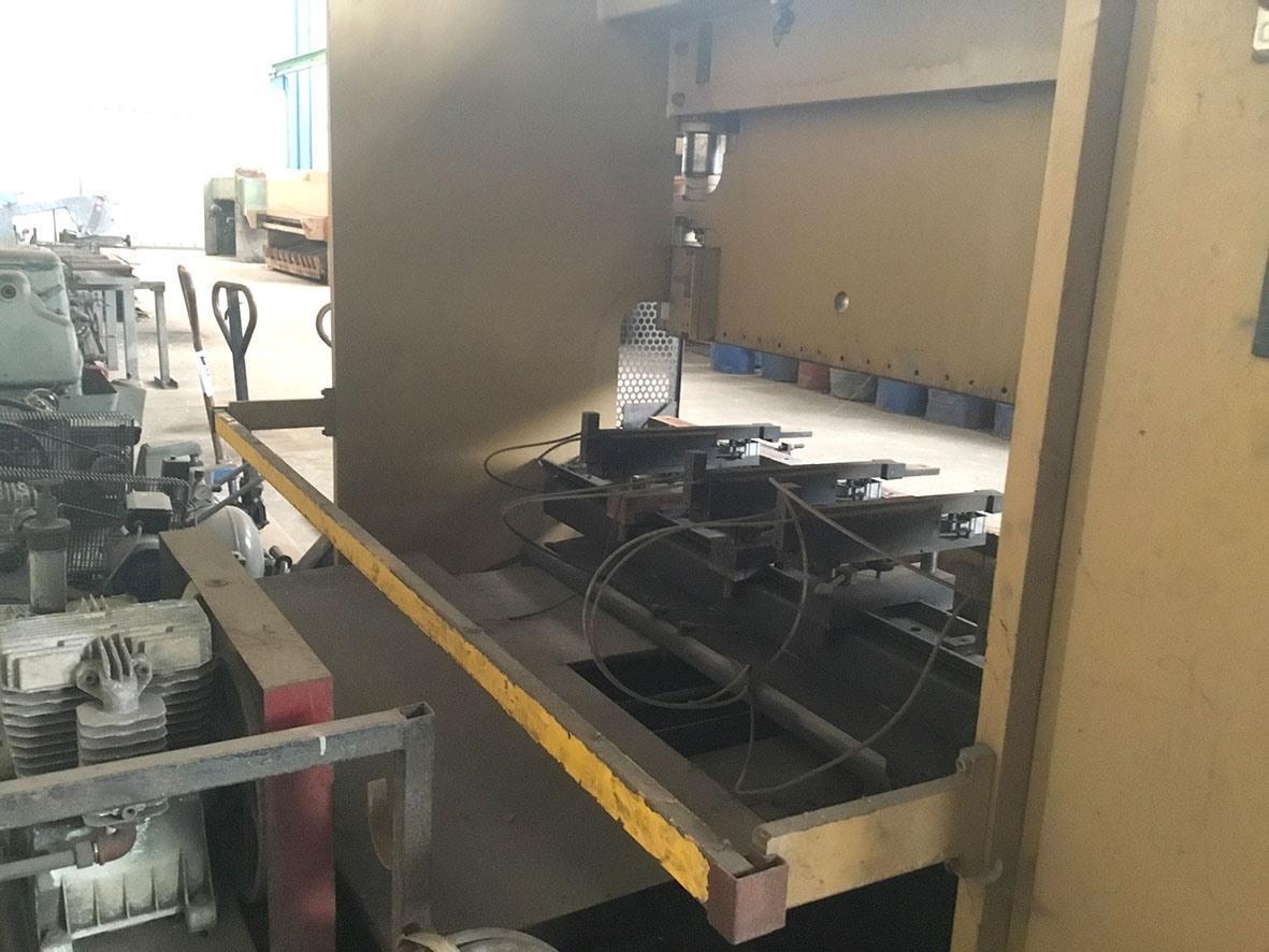 Colly 63 ton x 2500 mm CNC — Hydraulic press brakes — photo 3