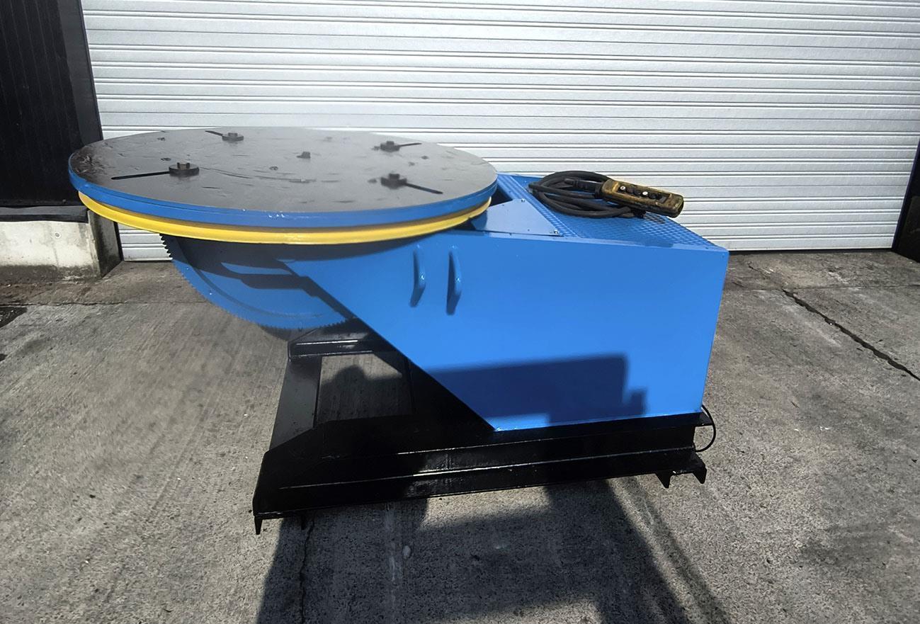 Esab-Pema Welding manipulator 4,5 ton — Turning gears – Positioners – Welding dericks & -pinchtables — photo 1