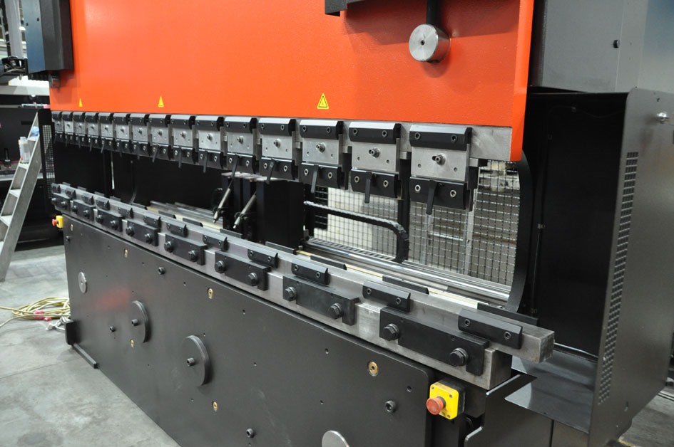 Amada HFBO 125 30 — Hydraulic press brakes — photo 2
