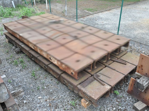 T-slot Table 4740 x 2070 x 300 mm