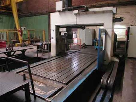 Portaal freesmachines & Gantry freesmachines conventioneel &CNC ...