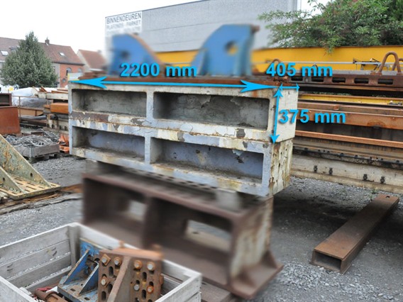 Clamping bloc 2200 x 405 x 375 mm