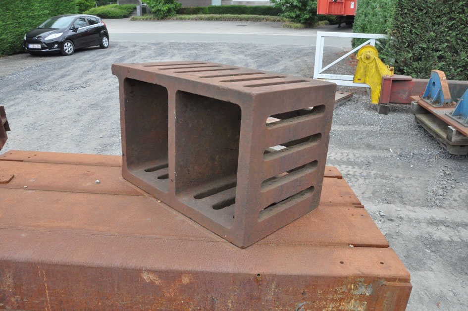 Clamping bloc 770 x 510 x 465 mm — Cubic- & angleplates or tables — photo 2