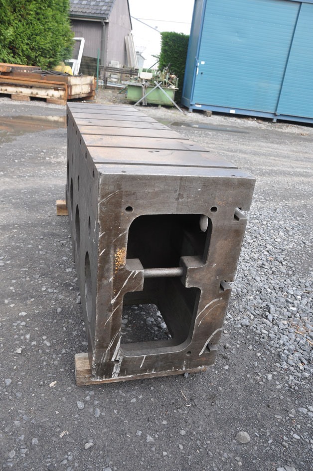 Clamping bloc 1980 x 800 x 500 mm — Cubic- & angleplates or tables — photo 4