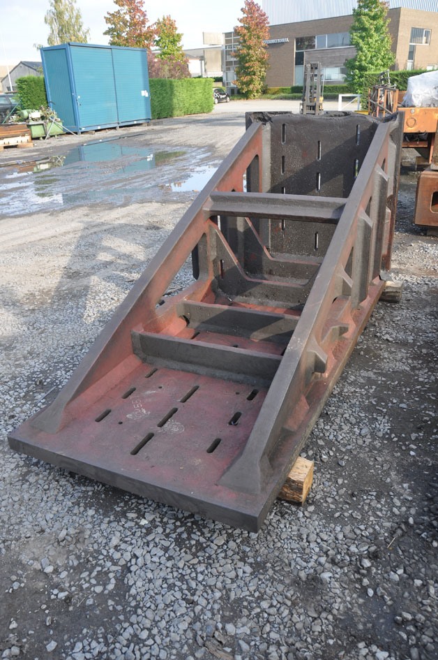 Clamping bracket 3000 x 1315 x 1260 mm — Cubic- & angleplates or tables — photo 3