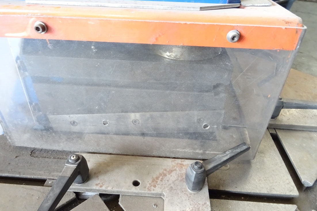 Rainer 250 x 6 mm (fixed) — Hydraulic corner notcher — photo 3