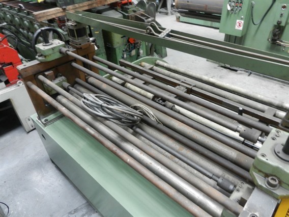 STAM 1500 x 5 mm decoiler + straightener