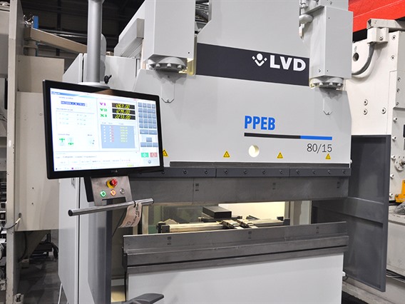 LVD PPEB 80 ton x 1550 mm CNC