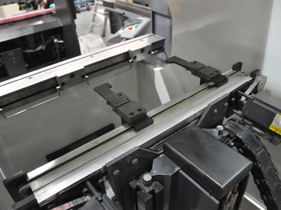 LVD PPEB 80 ton x 1550 mm CNC