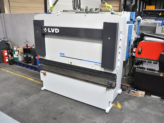 LVD PPBL 200 ton x 3100 mm