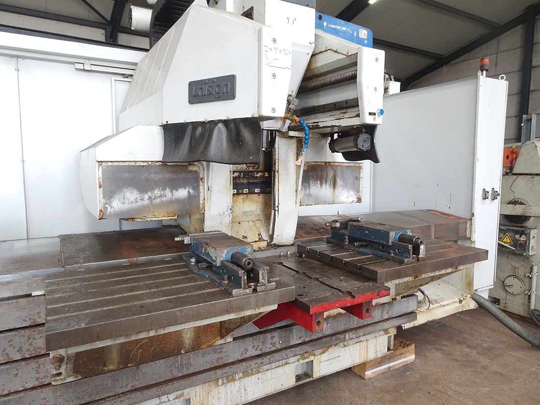 Unisign X: 2000 – Y: 550 – Z: 400 mm CNC — Bed milling machine with moving column & CNC — photo 7