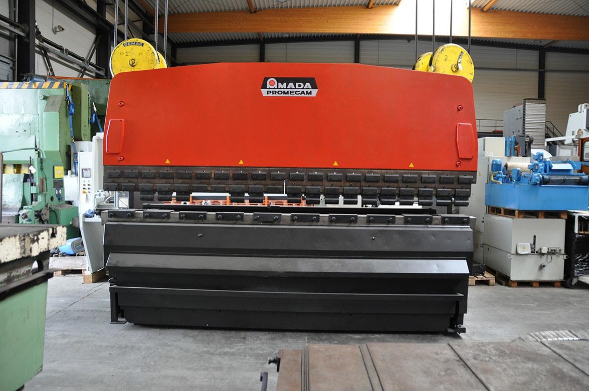 Amada RG-154 — Hydraulic press brakes — photo 2