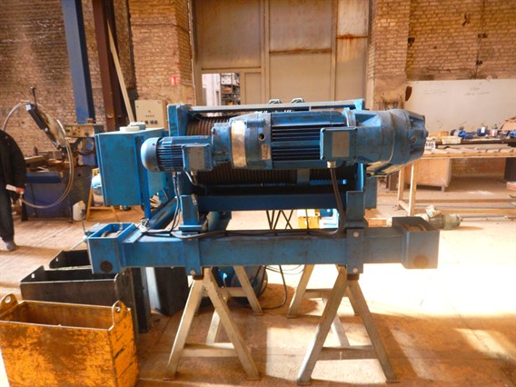 ADC 20 ton hoist