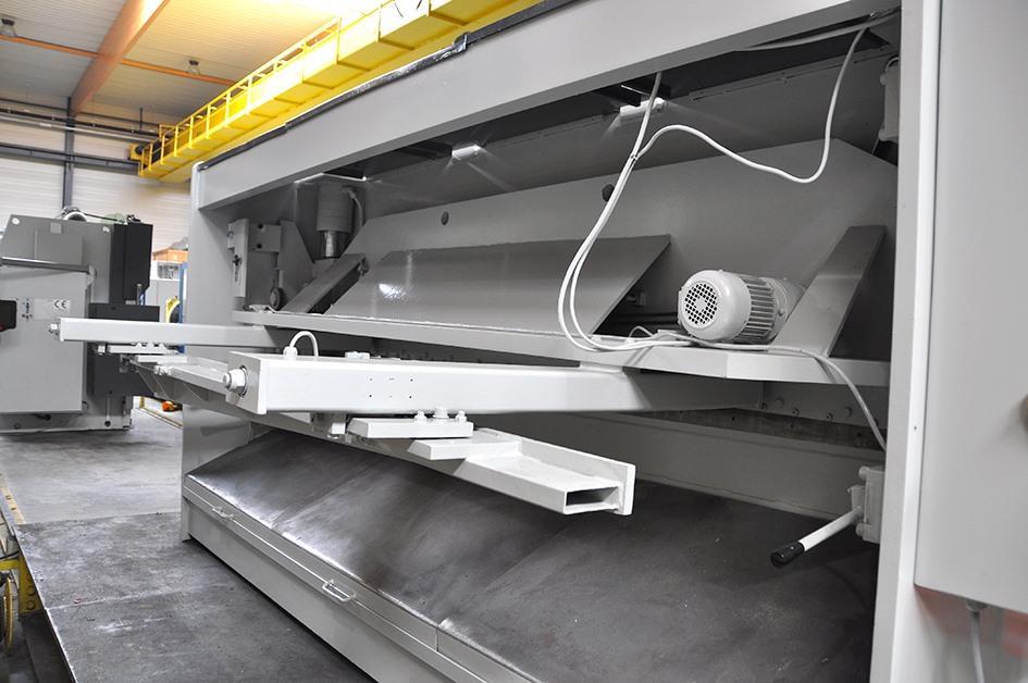 LVD HSL 31/13 — Hydraulic guillotine shears — photo 3