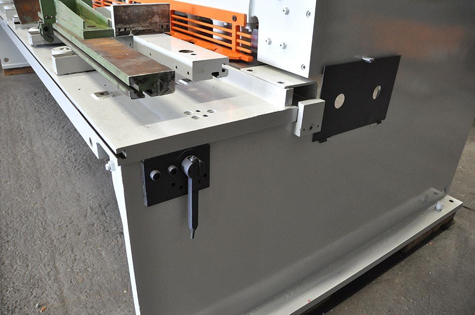 LVD MVC 4050 x 8 mm NC — Hydraulic guillotine shears — photo 5