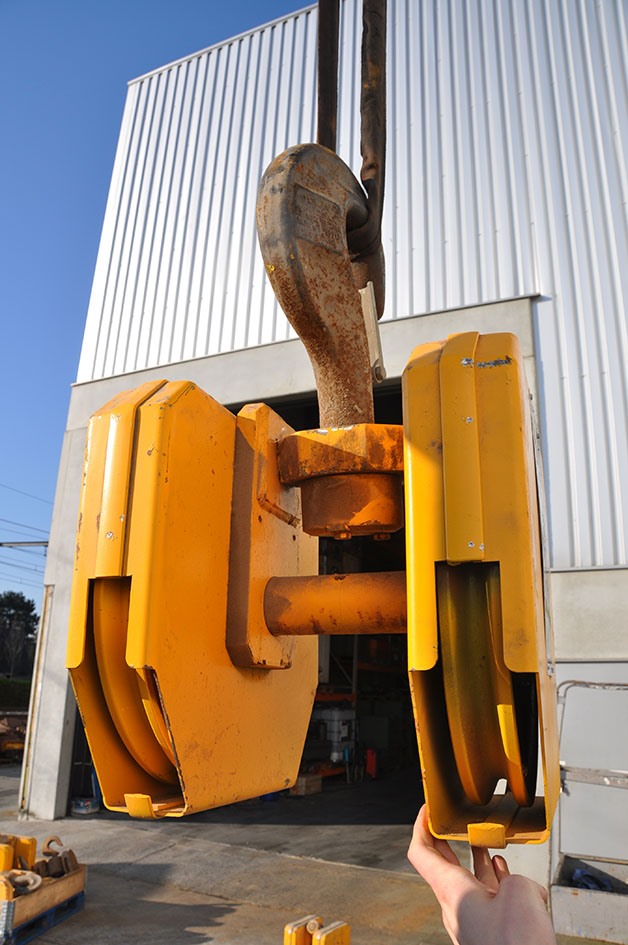 Crane Hook 3,75 ton — Conveyors, Overhead Travelling Crane, Jig Cranes — photo 2