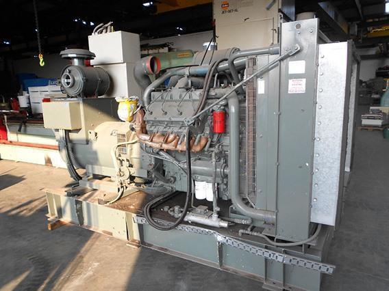 Caterpillar Perkins V8 Generator 450 kVa