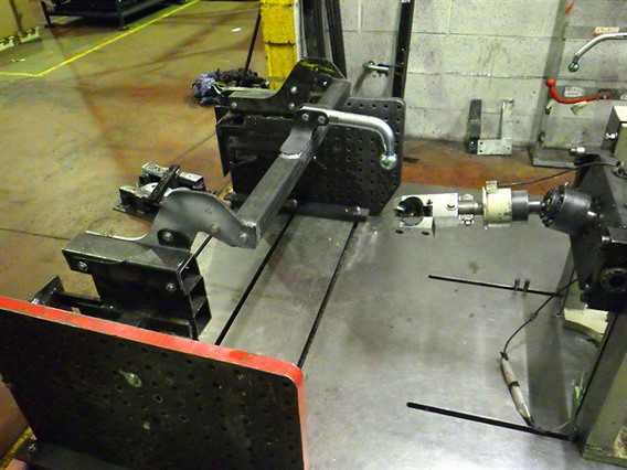 Used Tension and pressure testing gauge, Schenck - Fatigue test rig N ...