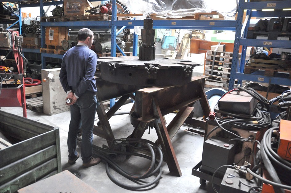 Haeusler heavy duty tube end forming — Plate rolls — photo 1