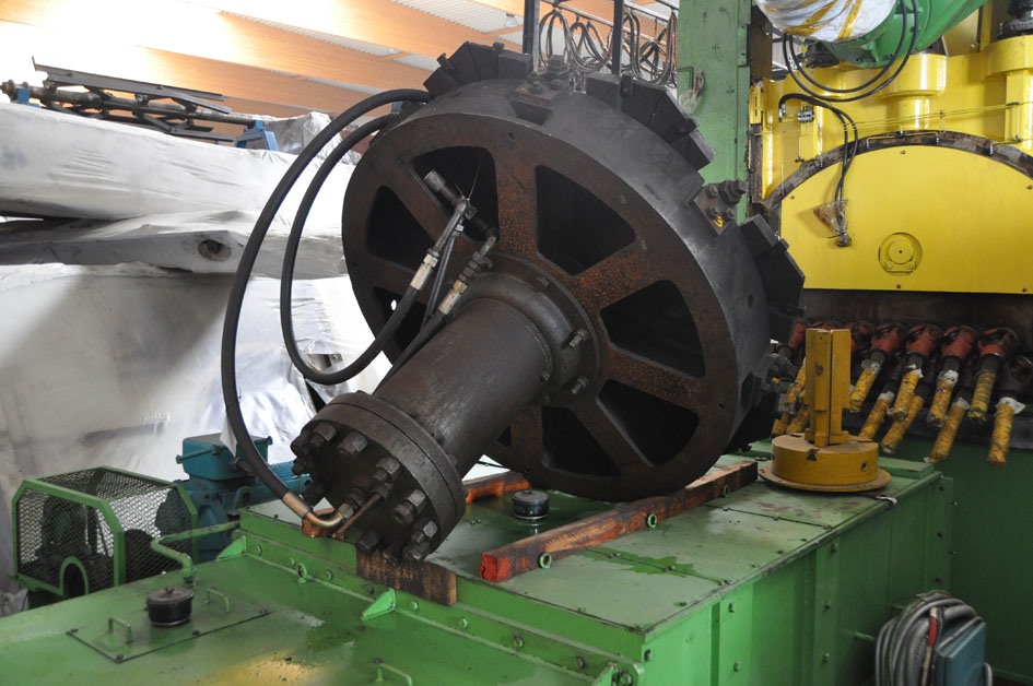 Haeusler heavy duty tube end forming — Plate rolls — photo 7