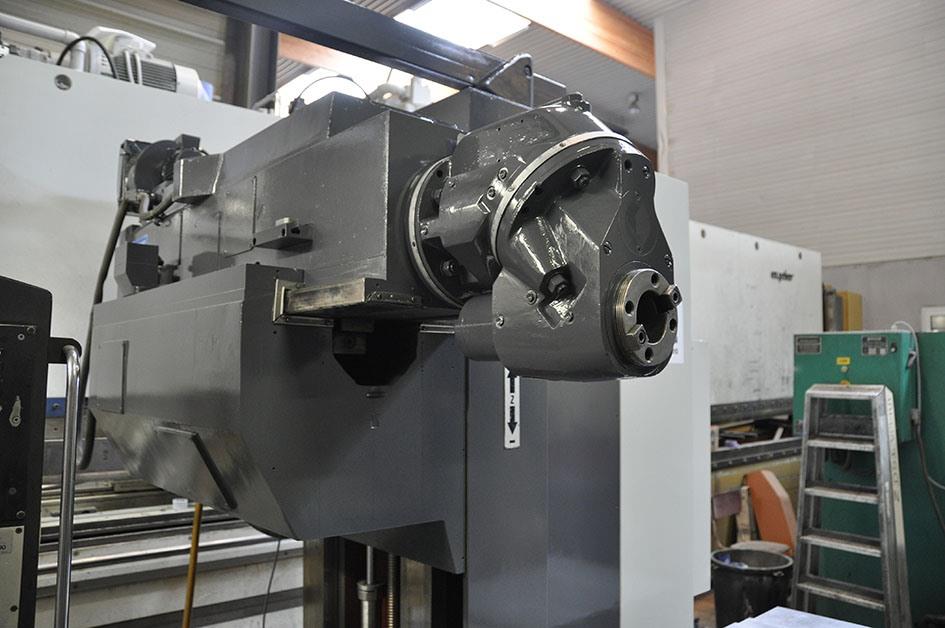 Correa A16 — Bed milling machines with moving table & CNC — photo 4