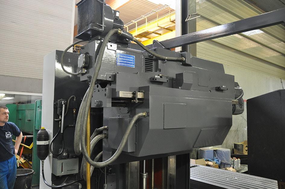 Correa A16 — Bed milling machines with moving table & CNC — photo 7