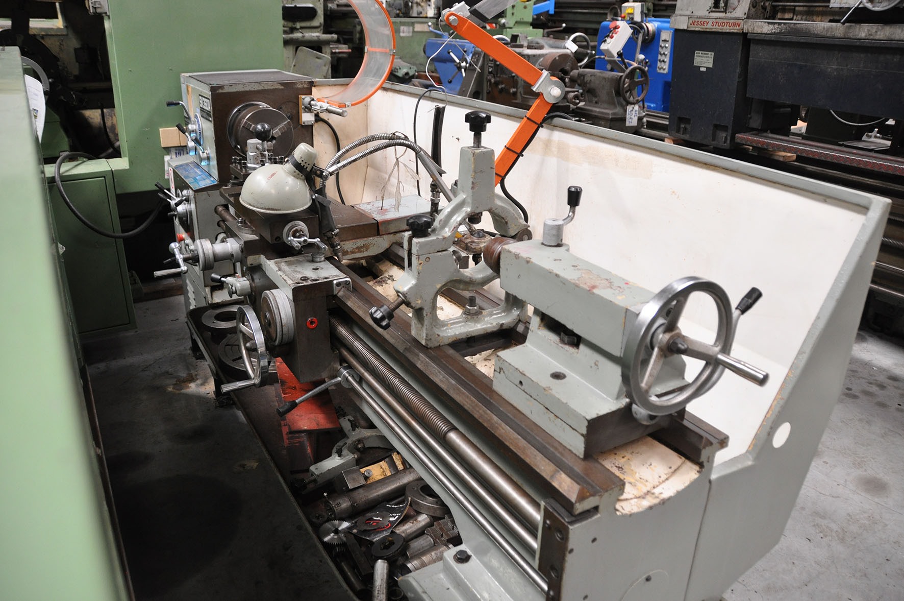 Delmac SK 360 A – Ø 490 x 1500 mm — Centre lathes — photo 1