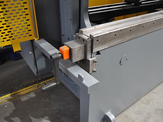 Haco ERM 180 ton x 3600 mm CNC