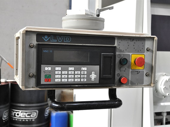 LVD HST-E 4100 x 8 mm CNC
