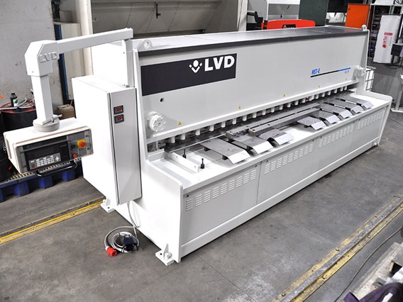 LVD HST-E 4100 x 8 mm CNC