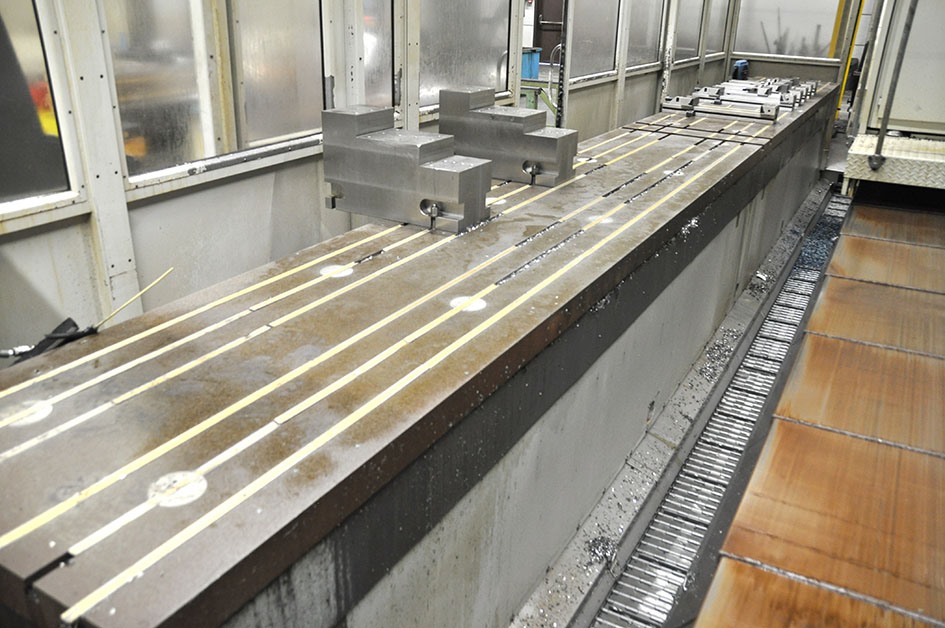 T-slot Table 10 000 x 1000 mm — Tables & Floorplates — photo 1