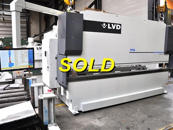 LVD PPEB 135 ton x 4270 mm CNC