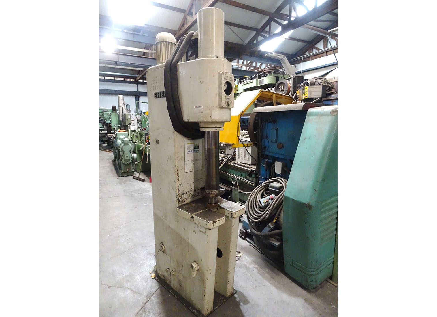 Eitel 16 ton — Open gap presses — photo 1