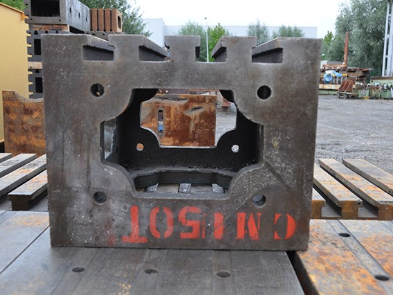 Clamping bloc 590 x 500 x 400 mm