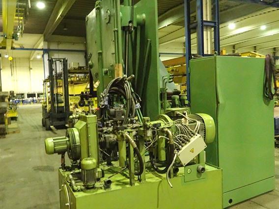 Haeusler Flanging machine