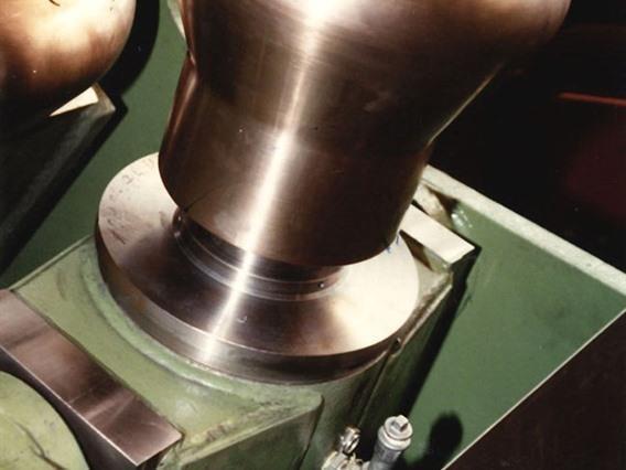 Haeusler Flanging machine 20 mm