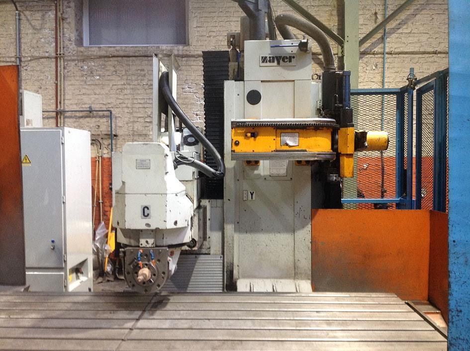 Used Bed milling machines with moving table & CNC, Zayer - X: 2700 - Y ...