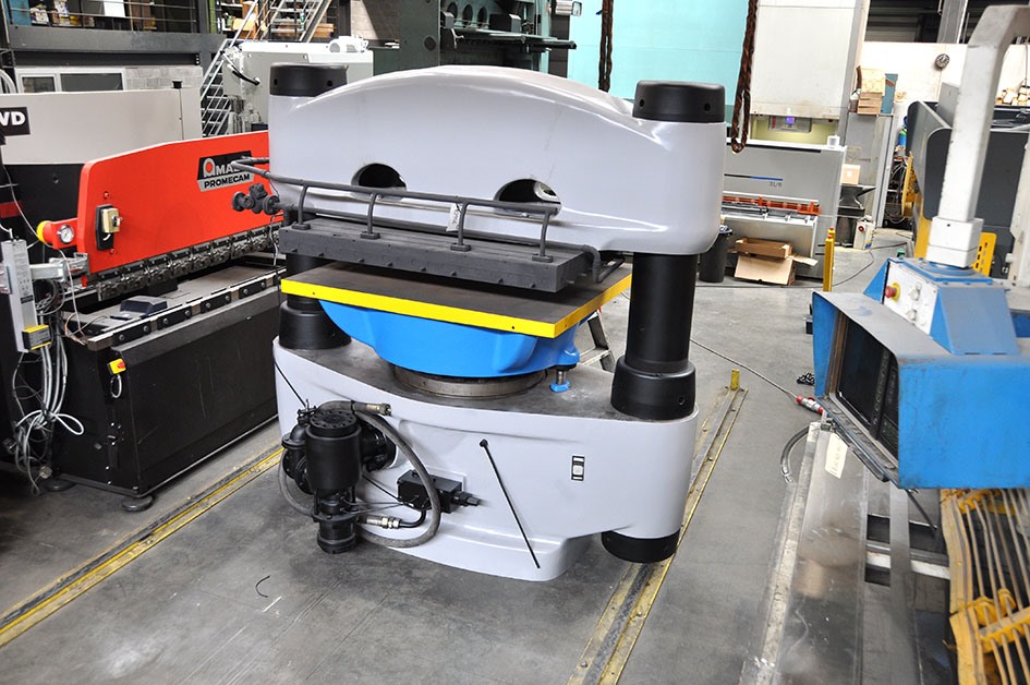 Svit 1000 ton heated press — H-frame presses — photo 7