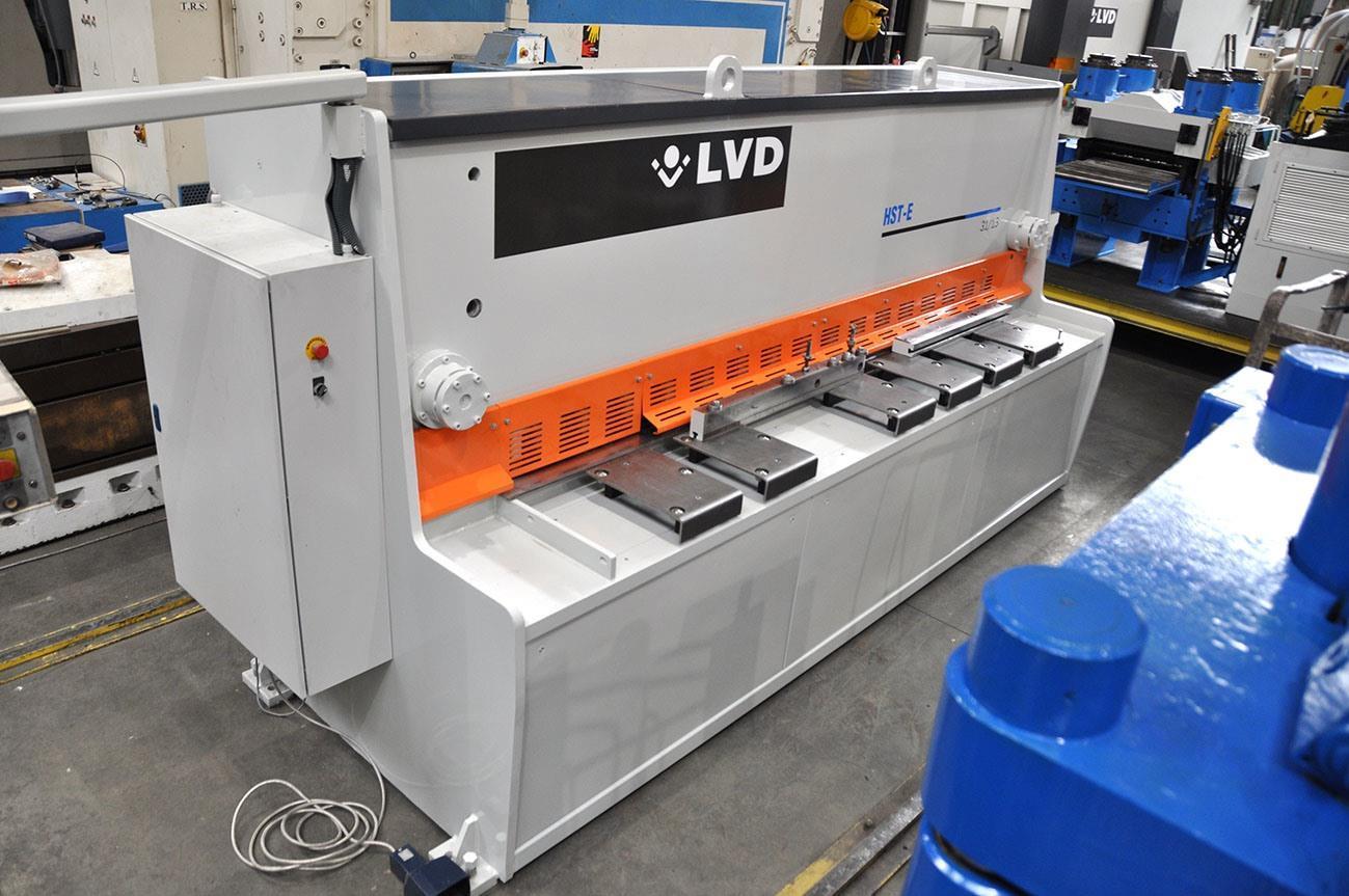 LVD HST-E 3100 x 13 mm CNC — Hydraulic guillotine shears — photo 2
