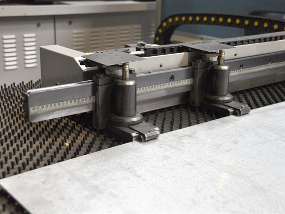 Euromac CX 1000/300 30 ton