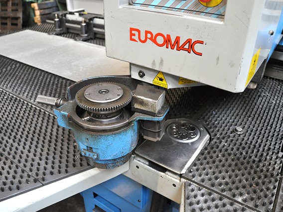 Euromac CX 1000/300 30 ton