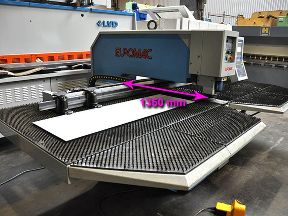 Euromac CX 1000/300 30 ton