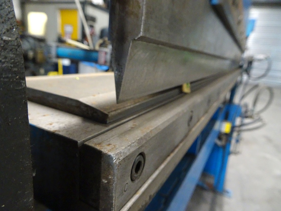 ZM 2100 x 2 mm — Hydraulic press brakes — photo 3