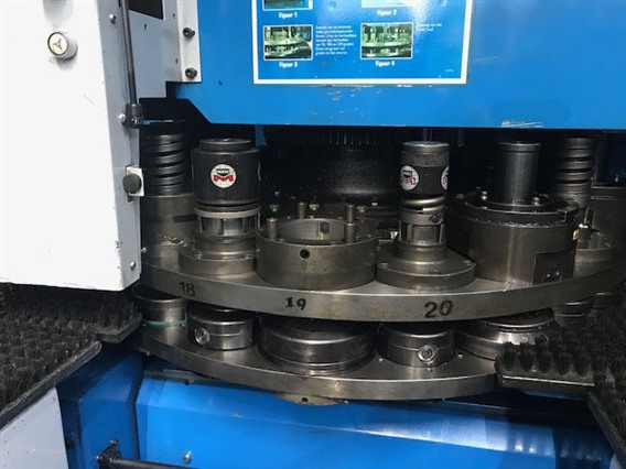 Finn Power Shear Genius TRS6 - 29 ton punching machine